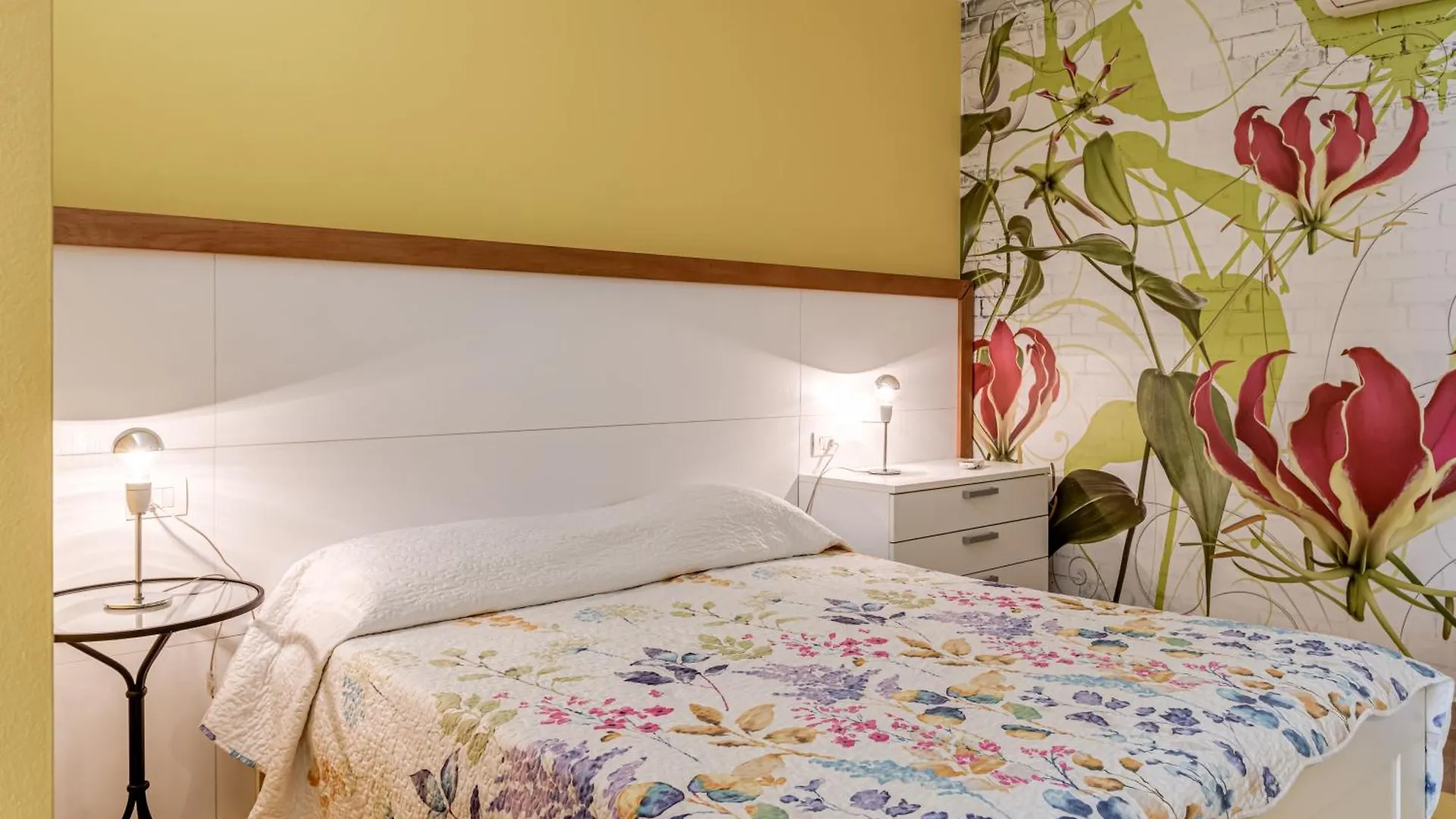 مزرعة للإقامة Agriturismo Borgo Piccaratico فينشي إيطاليا